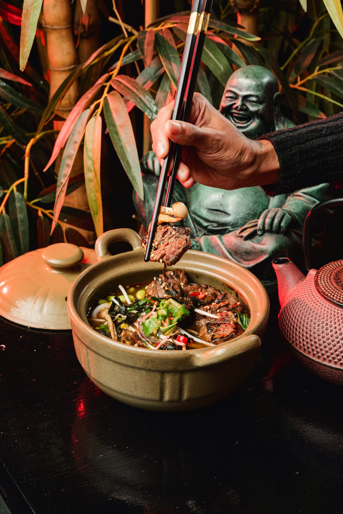 Chunky Chau Sandton — Claypot under the Buddha