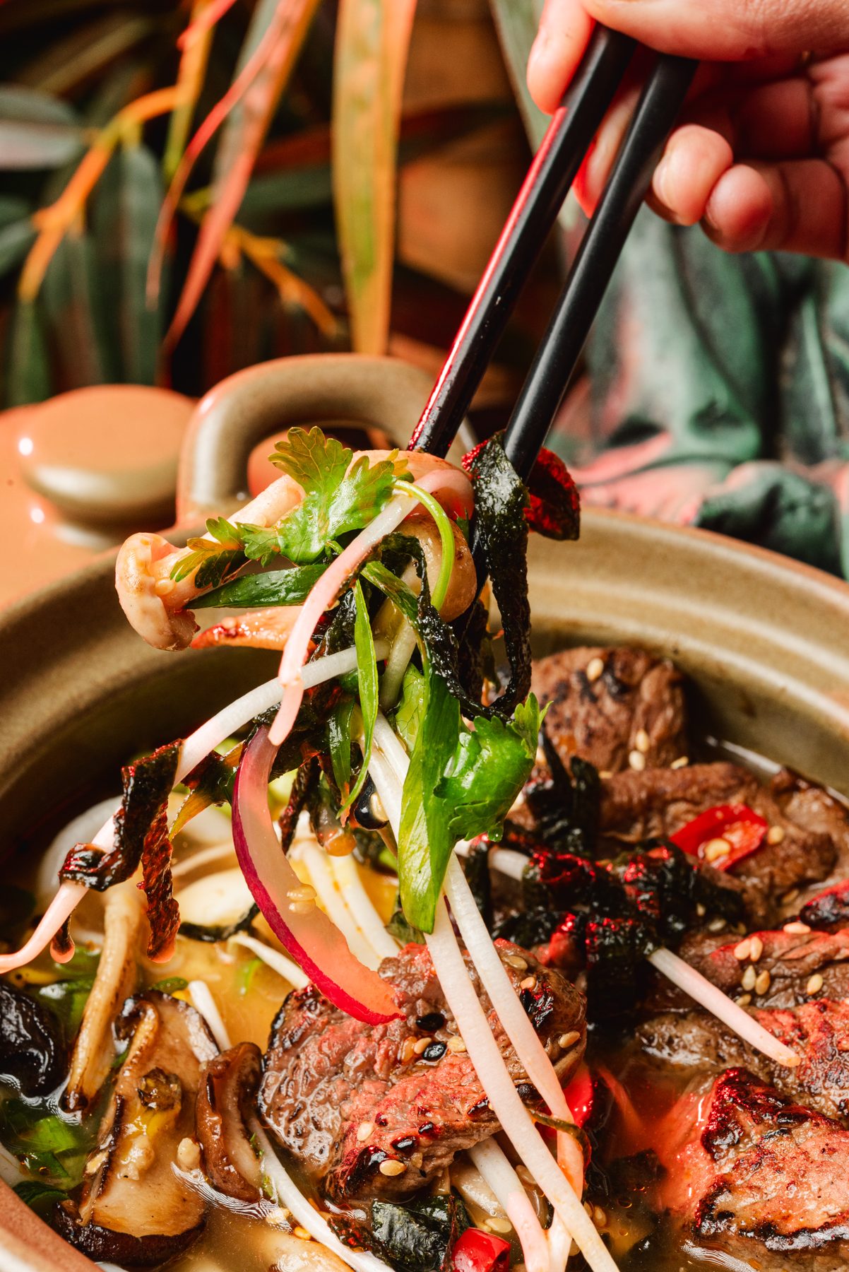 Chunky Chau Sandton — Tea poured tableside